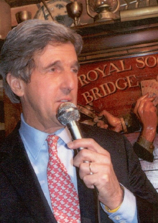 RSBC member John Kerry addresses the members